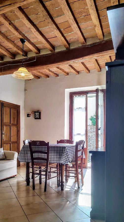 Il Castello Apartment Bucine Ngoại thất bức ảnh